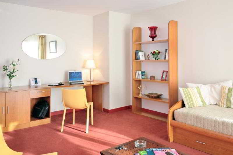 Hotel Quality Suites Maisons-Laffitte Paris Ouest المظهر الخارجي الصورة