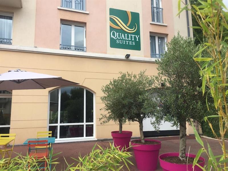 Hotel Quality Suites Maisons-Laffitte Paris Ouest المظهر الخارجي الصورة